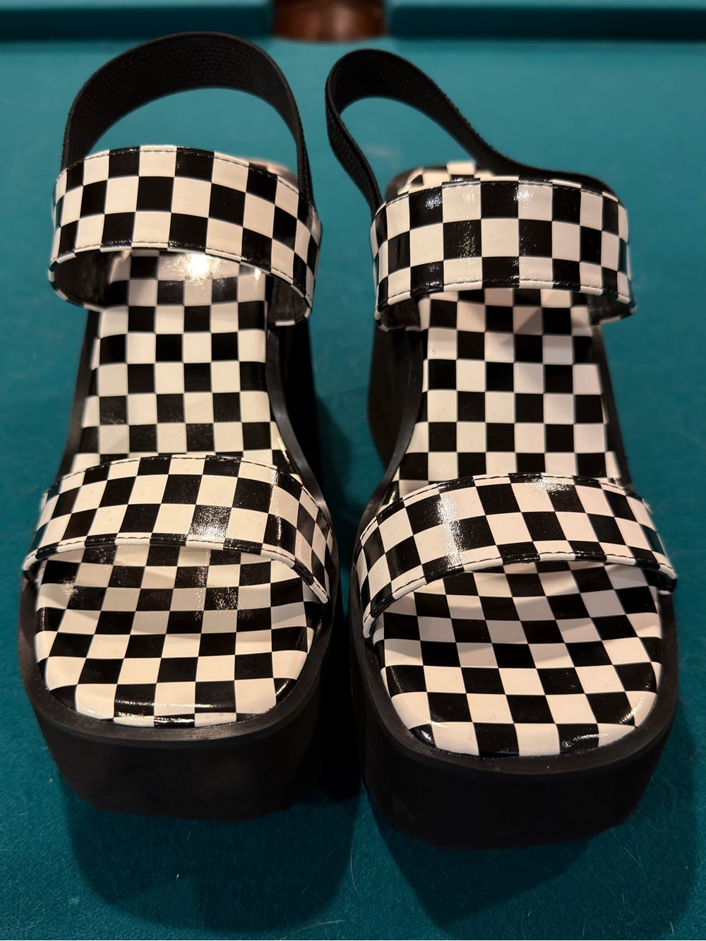 Checkered print platforms